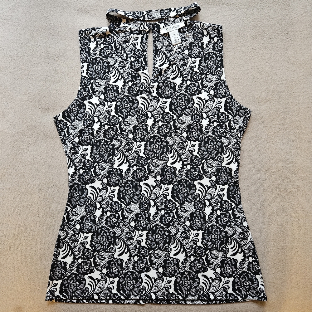 WHBM Black and Ecru Faux Floral Lace Stretchy Sleeveless Shell Top, Size M, EUC